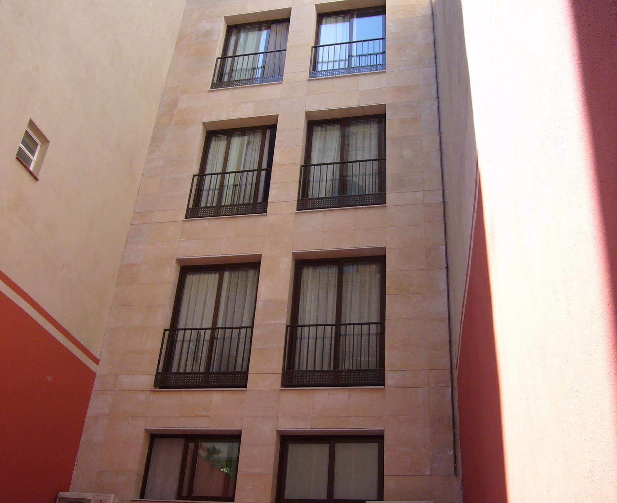Aparthotel Numa Brio 4*